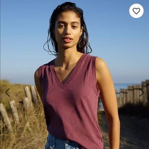 Madewell cotton v-neck tank, manor purple, M